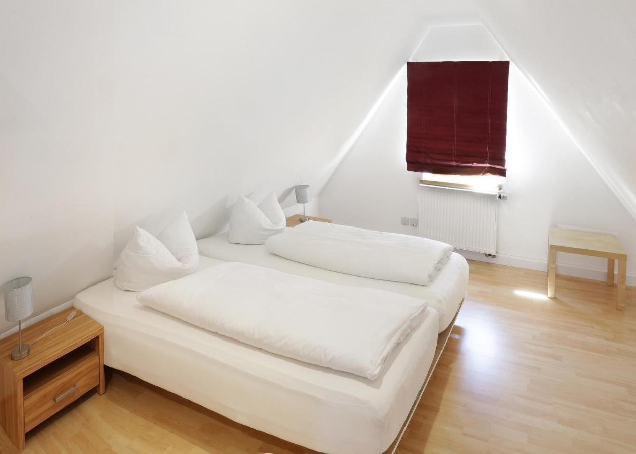 Guest house Restaurant-cafe-pension Himmel 3*