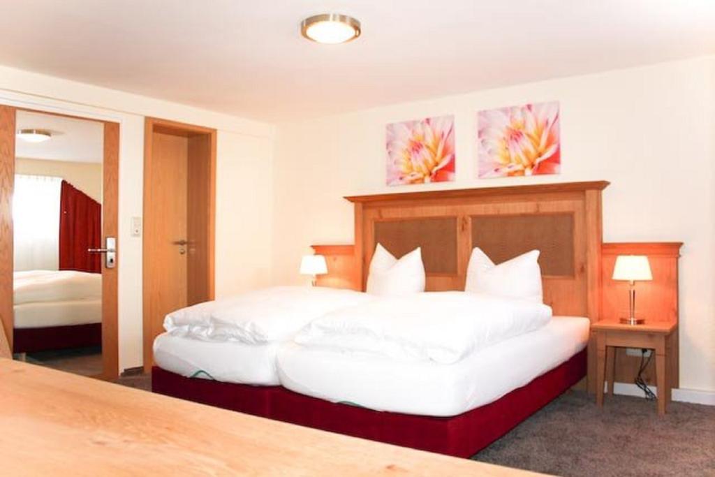 Guest house Restaurant-cafe-pension Himmel 3*