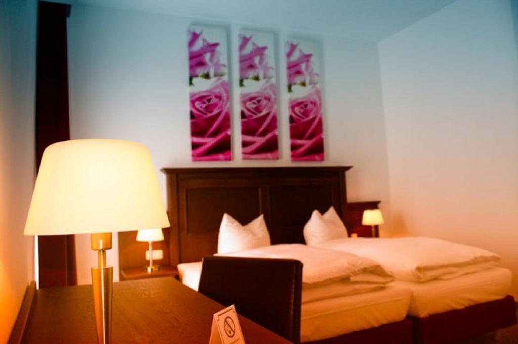 Guest house Restaurant-cafe-pension Himmel Landshut