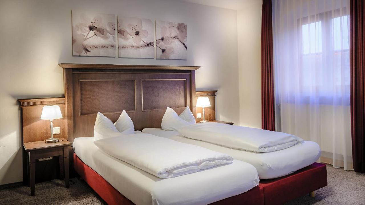 Guest house Restaurant-cafe-pension Himmel Landshut
